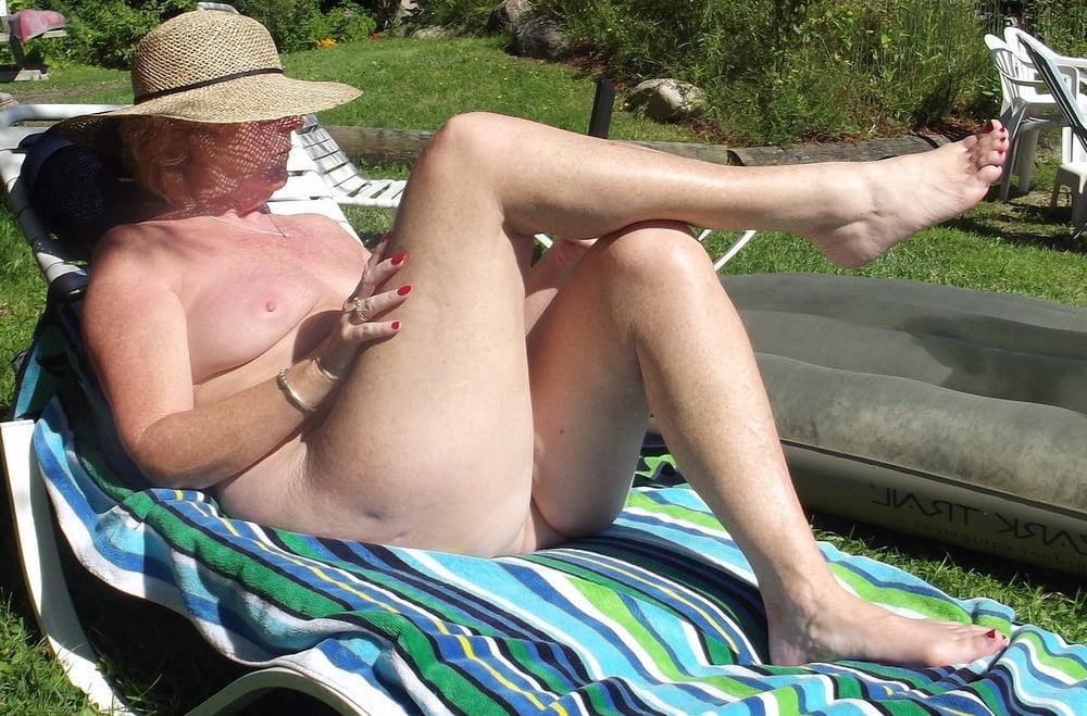 22P UK wife