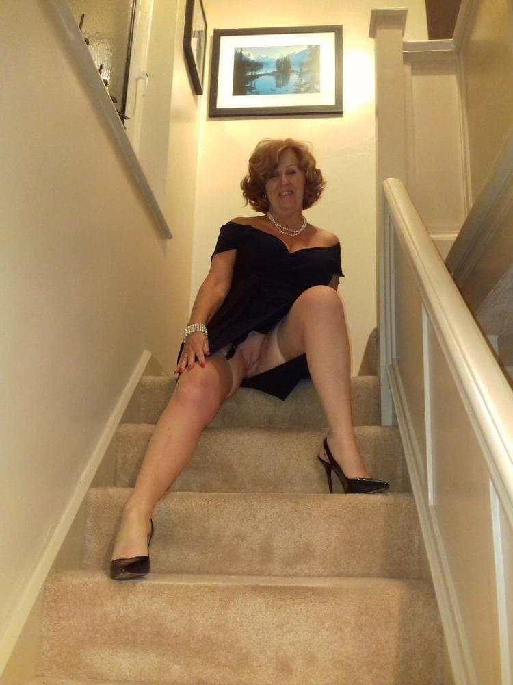22P UK wife