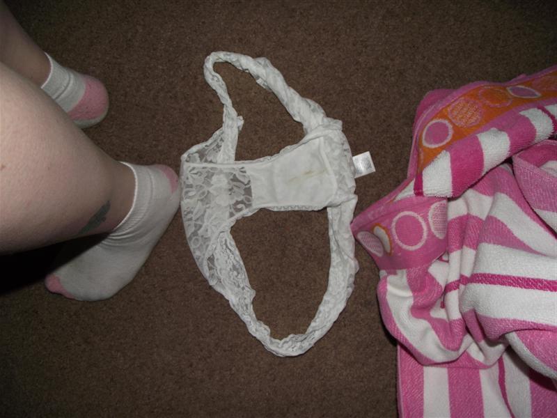 25P 3. Mike shares his wife pics