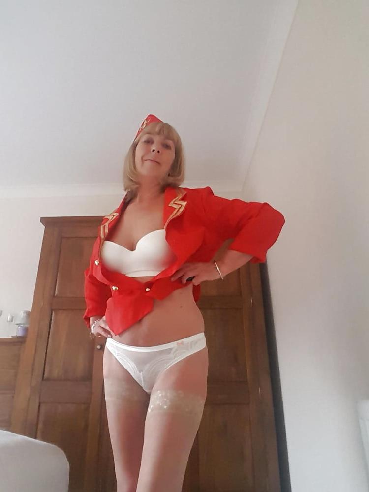 17P Wife in 1990