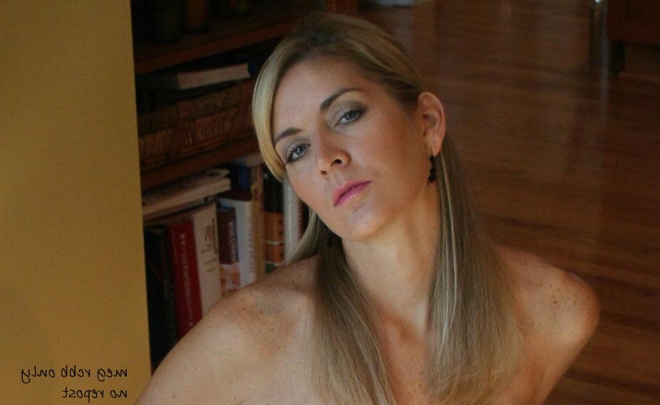 25P Bond Wife 2