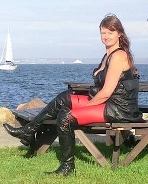 25P Pvc boots leather latex 119