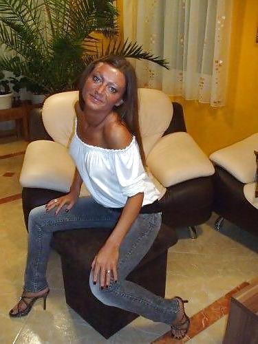 11P Hungarian girl 5