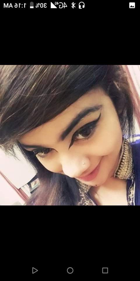 22P Indian Girl 05
