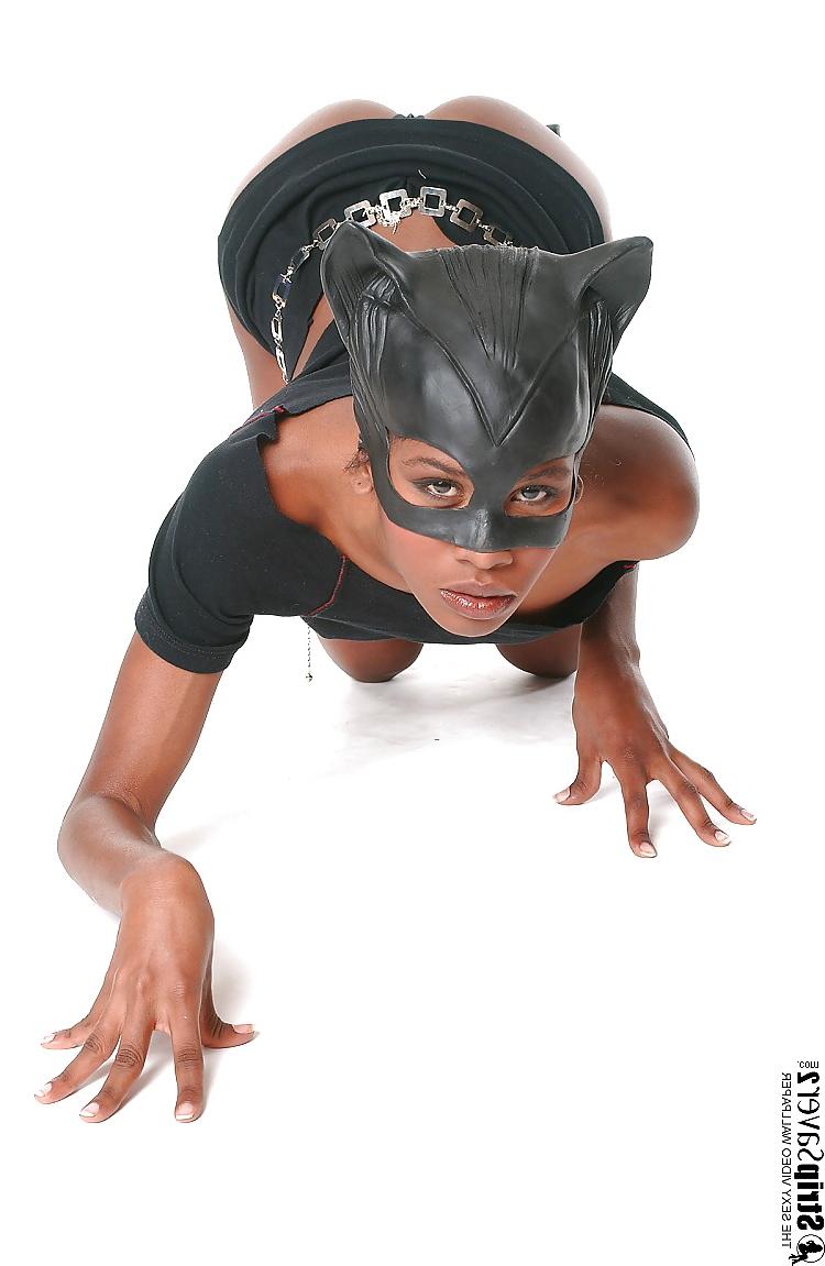 12P Ebony Catwoman