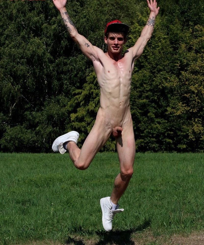 15P Naked sport by Nackedei 022