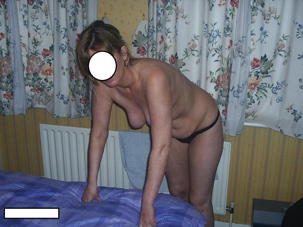 13P JULIE 42 Y AMERICAN WHORE FROM BAKERSFIELD CALIFORNIA