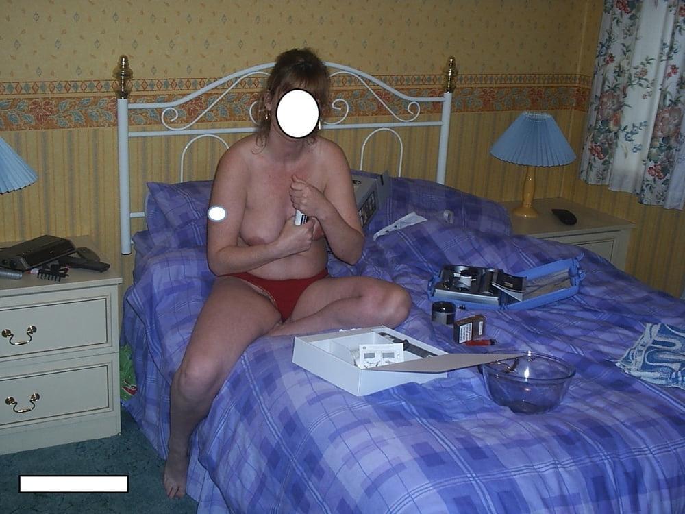 13P JULIE 42 Y AMERICAN WHORE FROM BAKERSFIELD CALIFORNIA