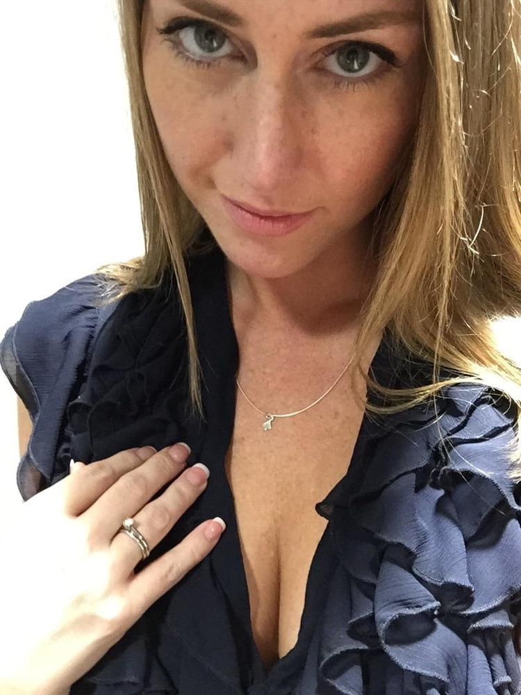 25P Exposed - Slut Haley (HungHot25)