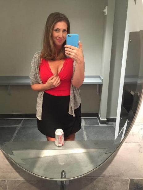 25P Exposed - Slut Haley (HungHot25)