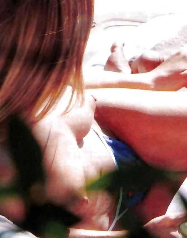 5P Jennifer Aniston Tits