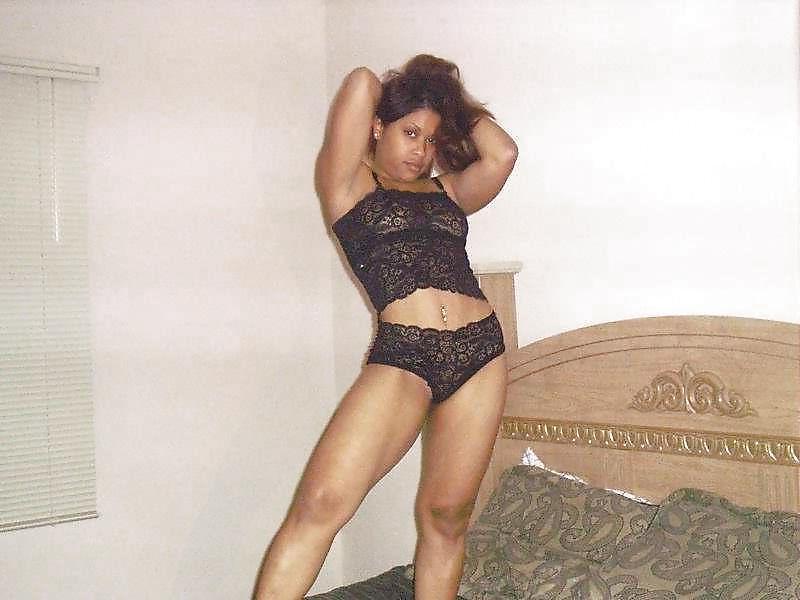 25P EBONY GIRL MARIA