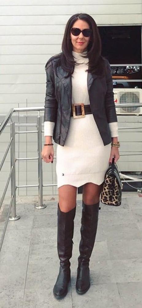 25P Milfs &amp; Gilfs wearing boots no.70