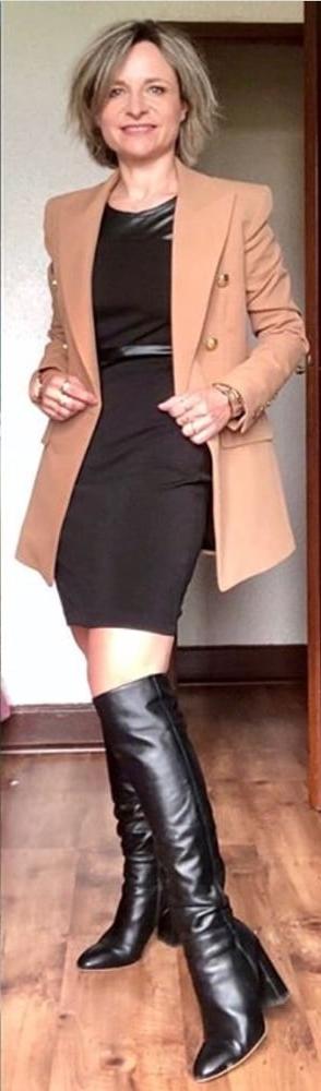 25P Milfs &amp; Gilfs wearing boots no.84