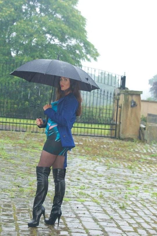 25P Milfs &amp; Gilfs wearing boots no.74