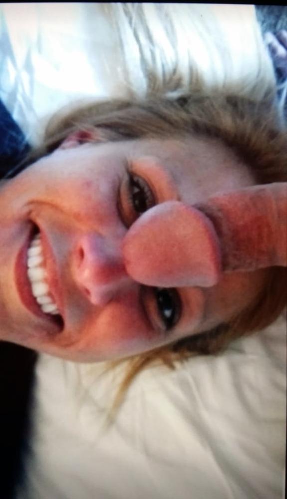 8P My sexy wife
