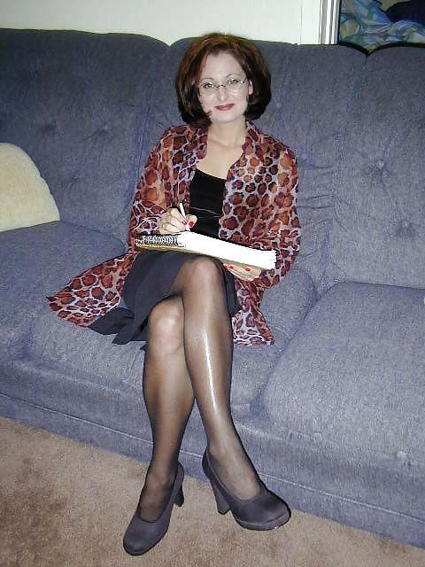 24P Pantyhose Babes