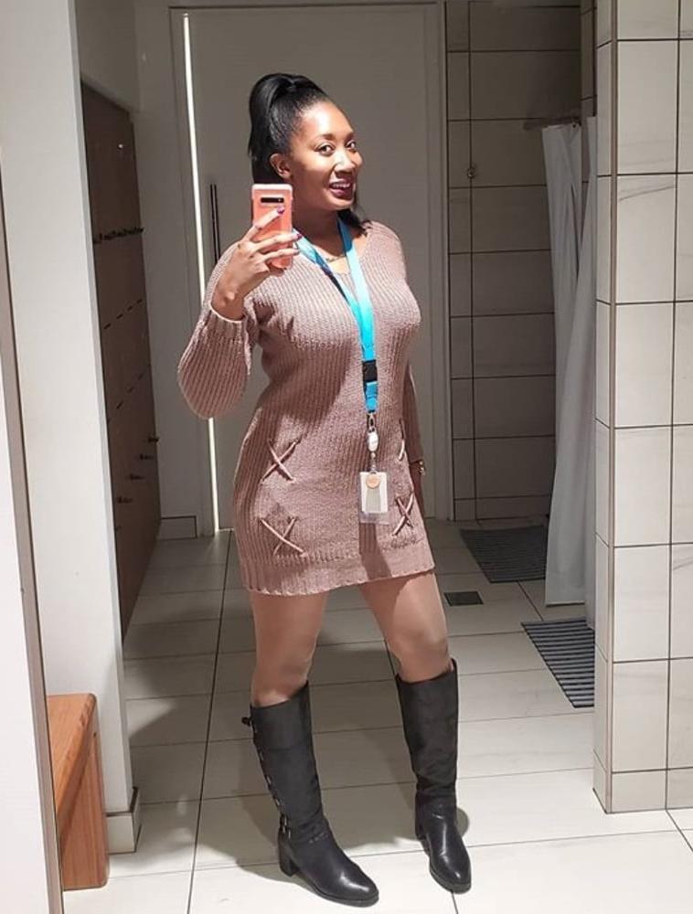 25P Milfs &amp; Gilfs wearing boots no.73