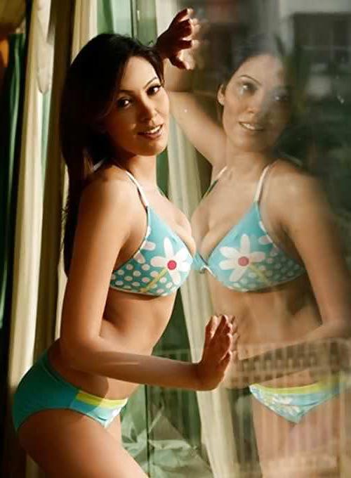 21P Beautiful Indian Girls-- By Sanjh