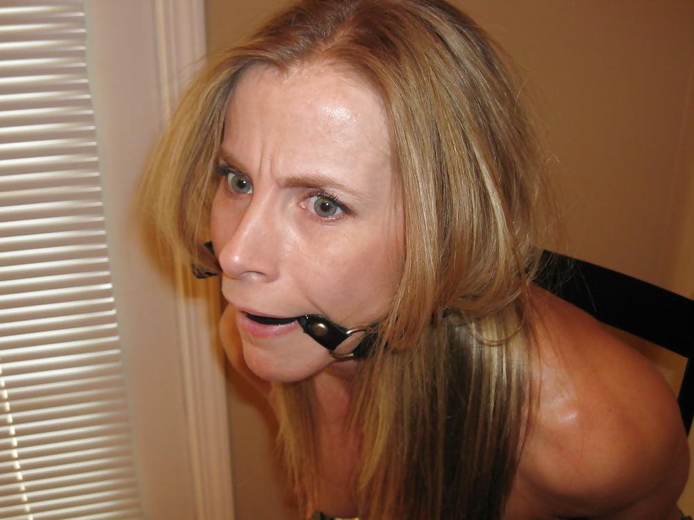 9P Bondage 1