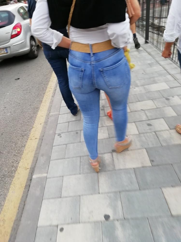 20P Big Ass Gallery 20