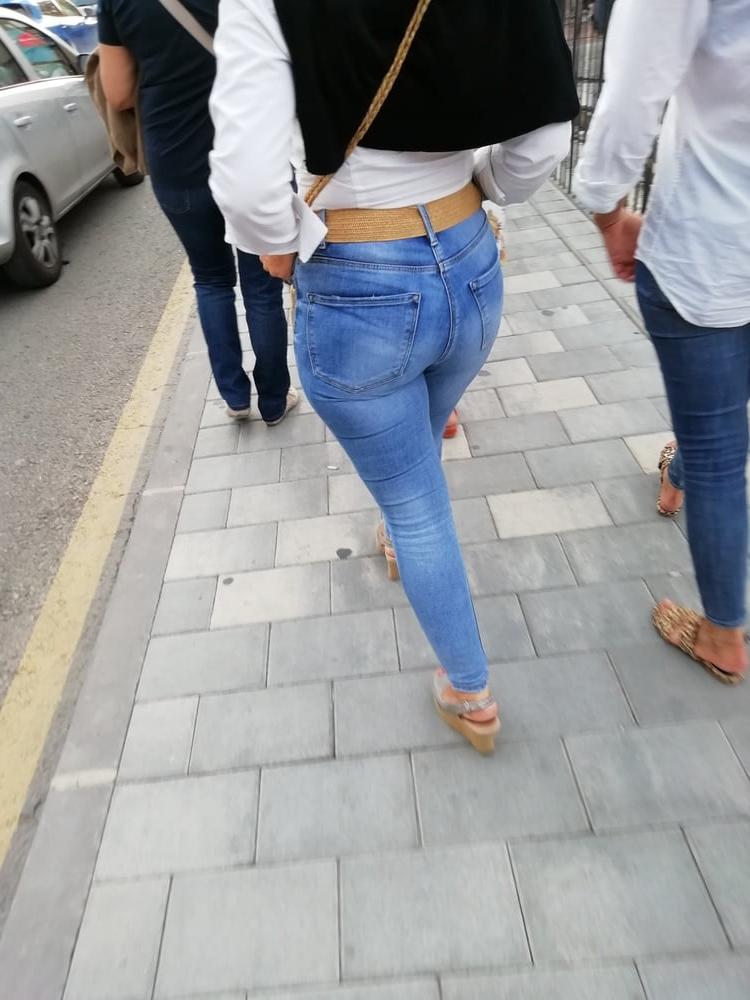 20P Big Ass Gallery 20