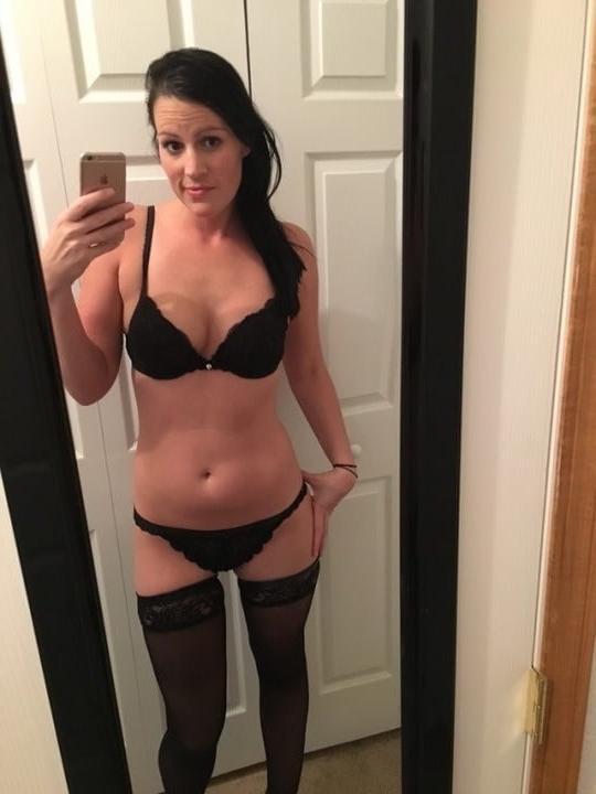 22P Sexy Young Wife Small Tits Perfect Ass In Lingerie