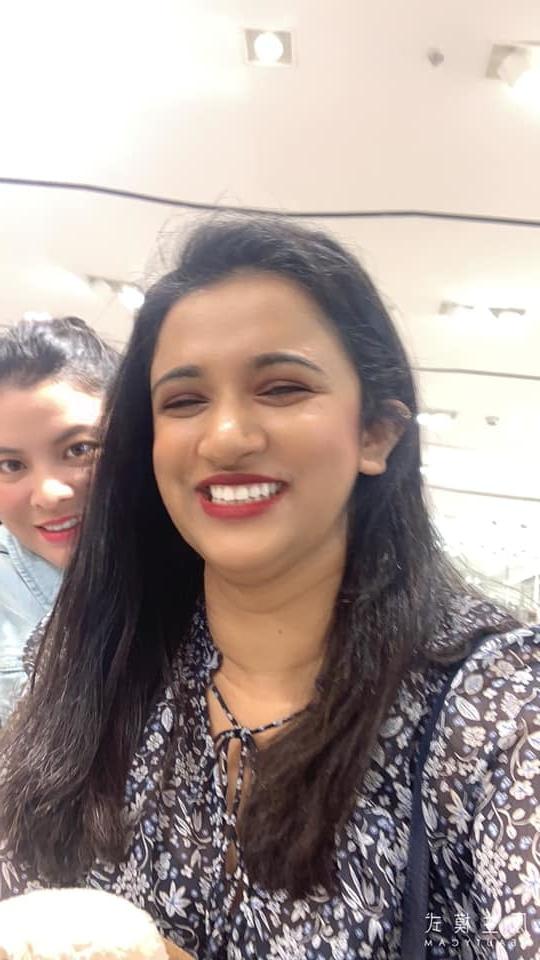 25P Neighbour's hot and sexy wife