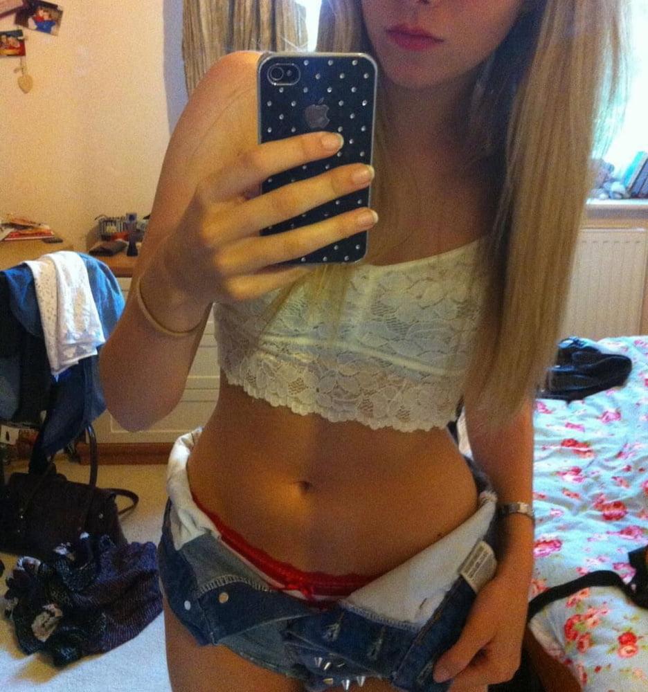 25P Paige 19 UK slut