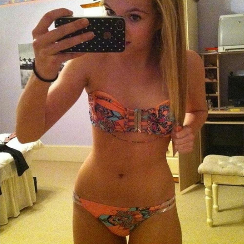 25P Paige 19 UK slut