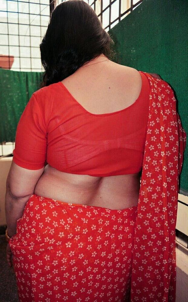 25P INDIAN AUNTY