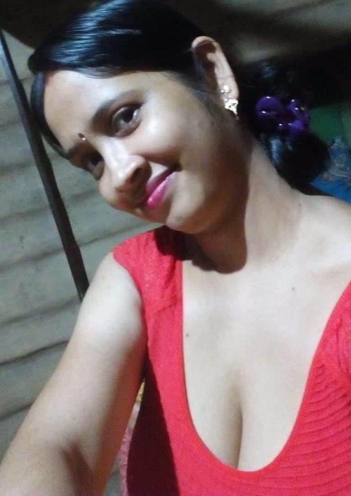 25P INDIAN AUNTY