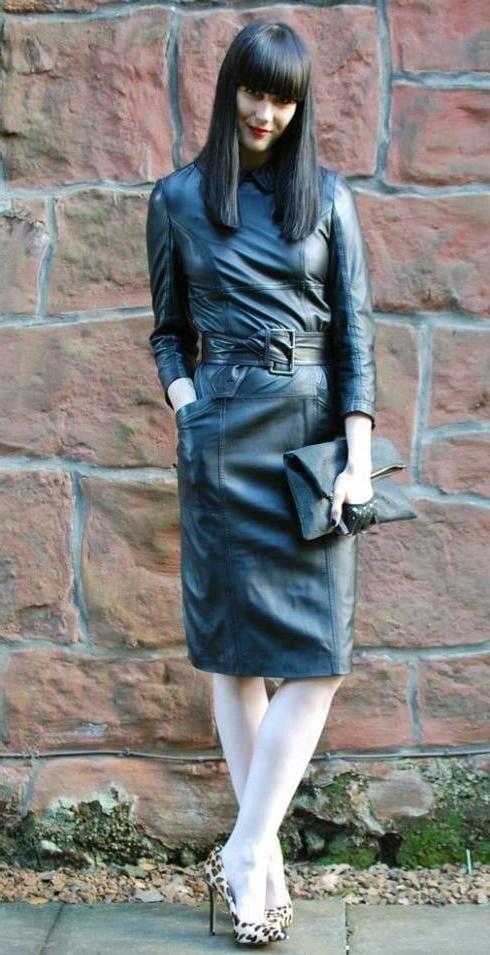 25P Milfs &amp; Gilfs wearing boots no.77