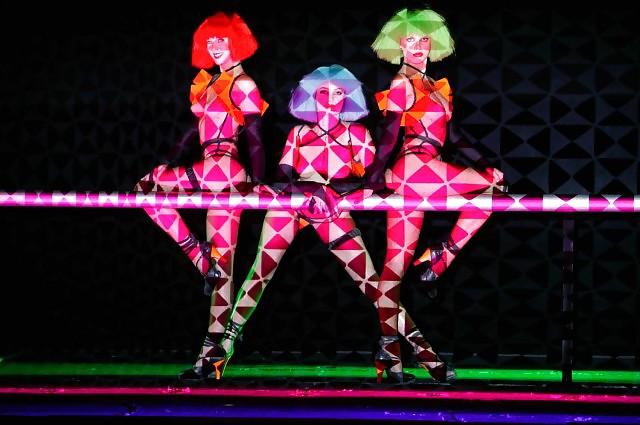 25P Queens of Crazy