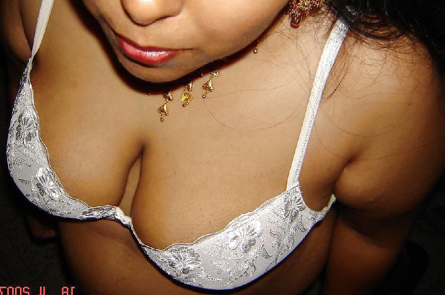 14P Beautiful Indian Girls-- By Sanjh