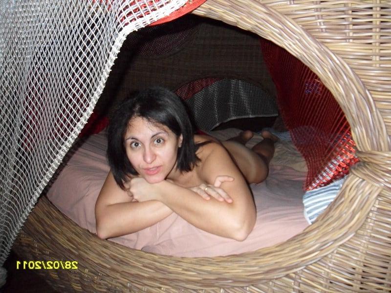 25P 2. Italian wife exposed