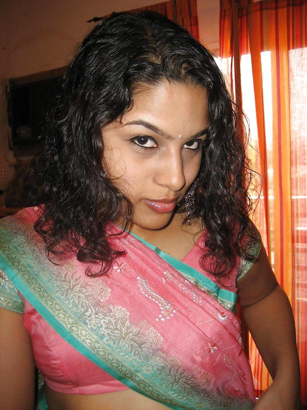 25P HOT INDIAN TEENS III