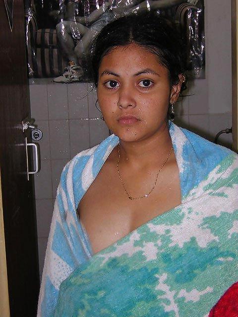 25P HOT INDIAN TEENS III