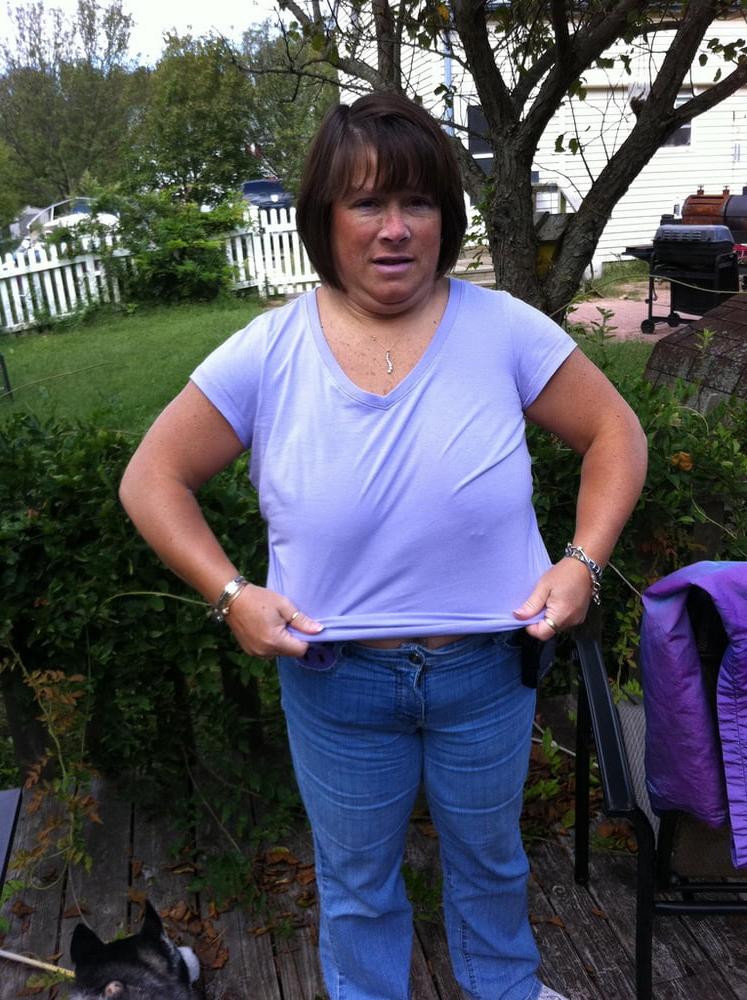 25P 2. Chubby NY wife poses for hubby