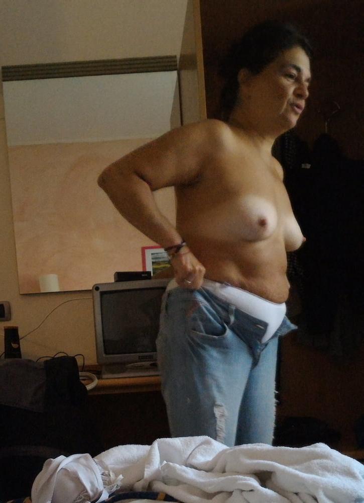 25P Slut mature wife Anna 2
