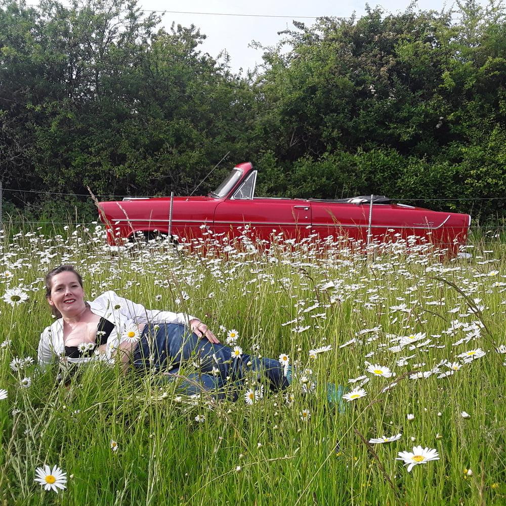 25P Mrs levi's and wonderbra photoshoot
