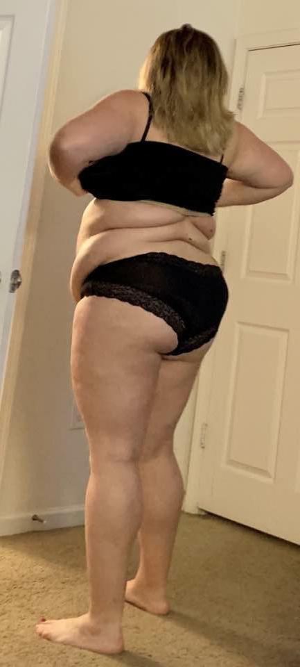 25P Slut wife Kelly of Dahlonega,  Georgia