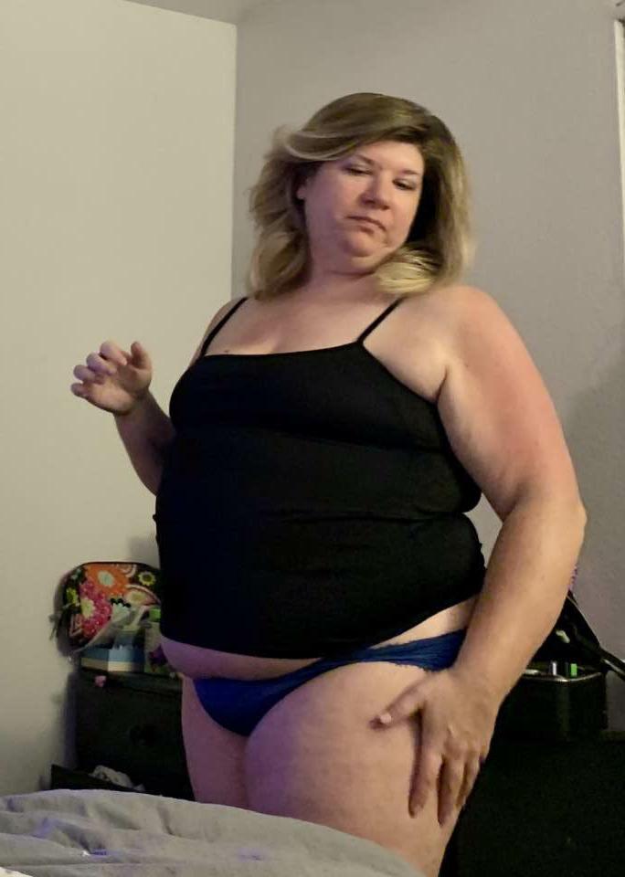 25P Slut wife Kelly of Dahlonega,  Georgia