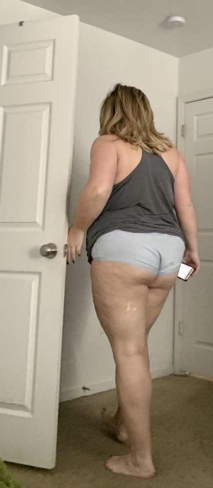 25P Slut wife Kelly of Dahlonega,  Georgia