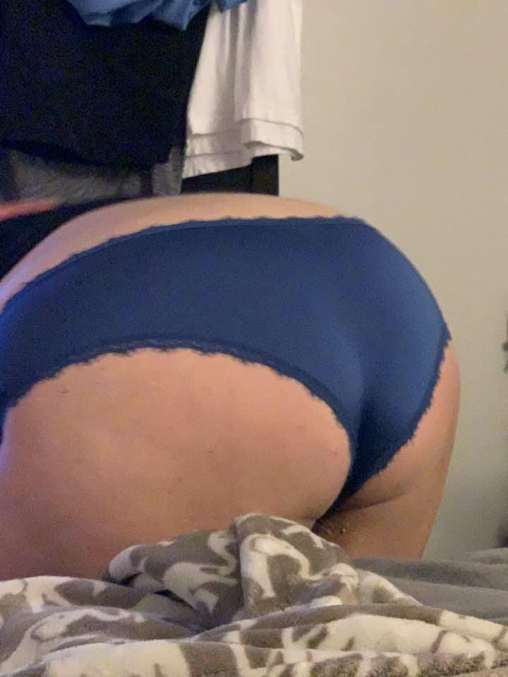 25P Slut wife Kelly of Dahlonega,  Georgia