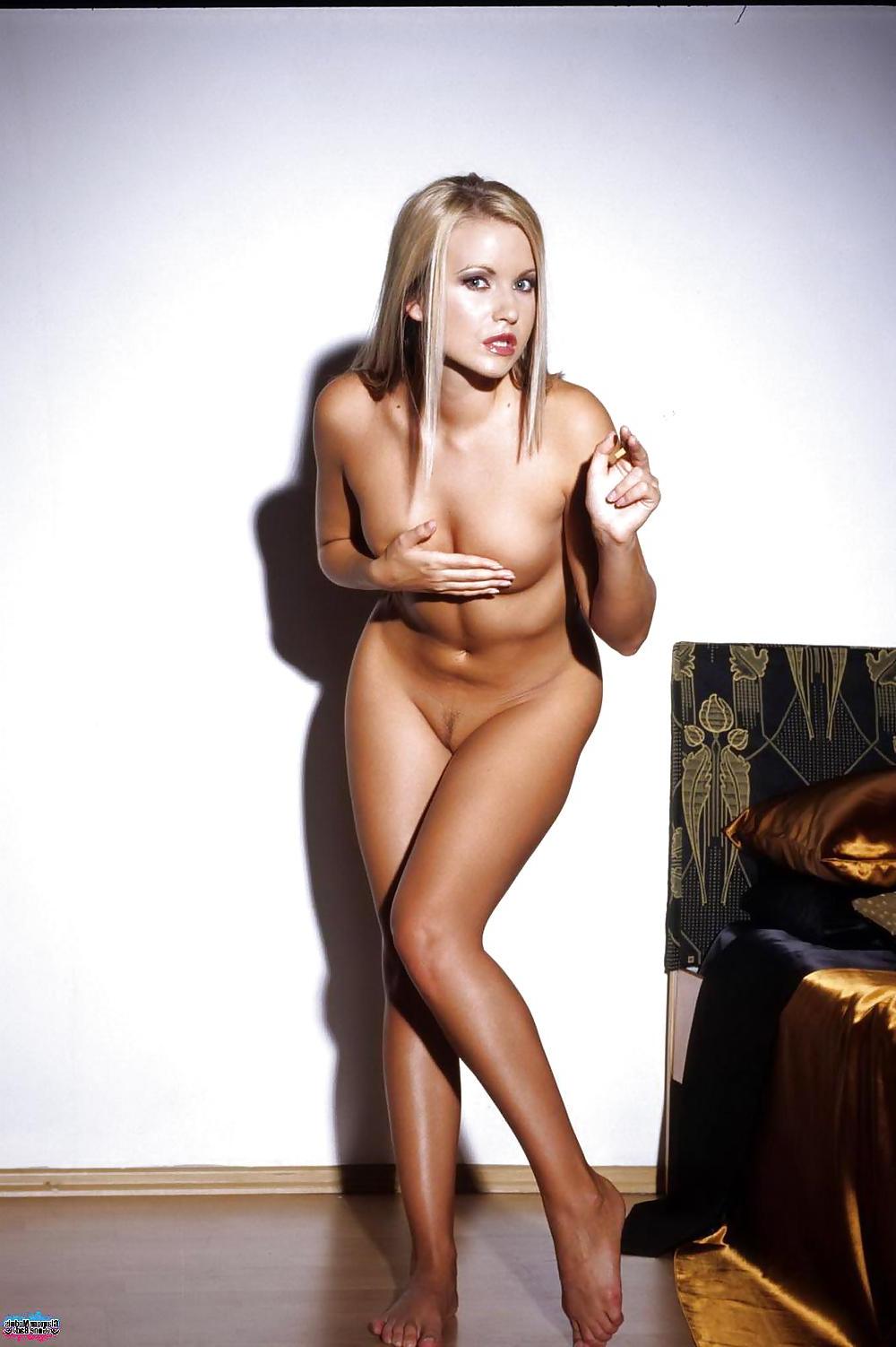 9P Smoking sluts 3