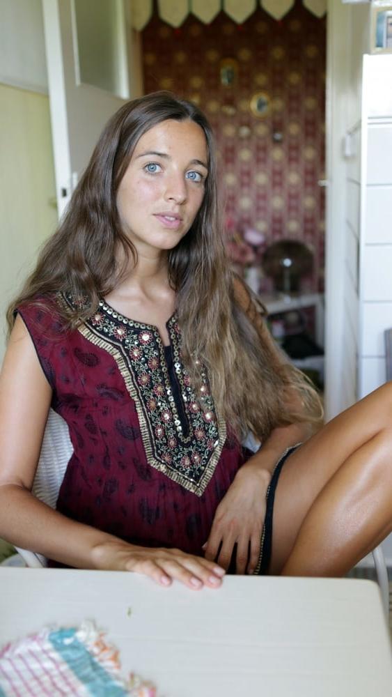 25P Horny slut - 2