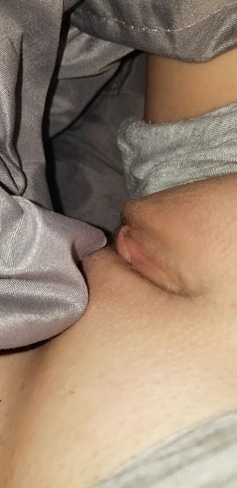 21P My slut ass n' pussy