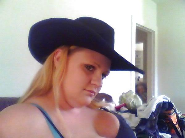 15P Busty CowGirl From SmutDates.com