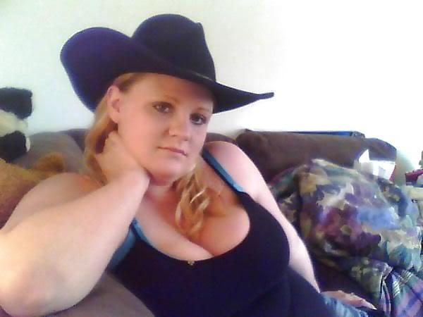 15P Busty CowGirl From SmutDates.com